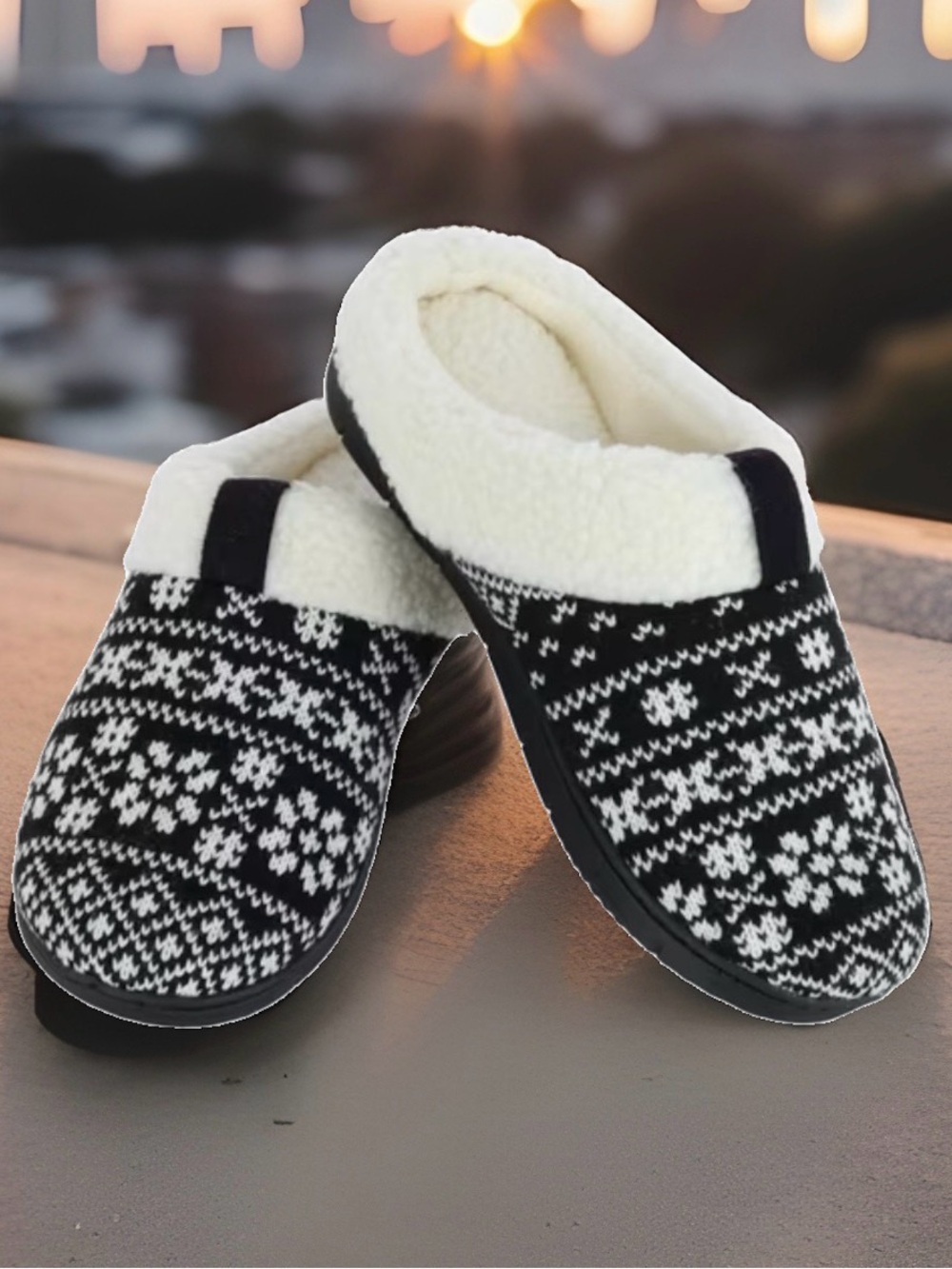 isotoner Memory Foam Heritage Fairisle Knit Hoodback Women's Sz M 7.5-8 Slippers